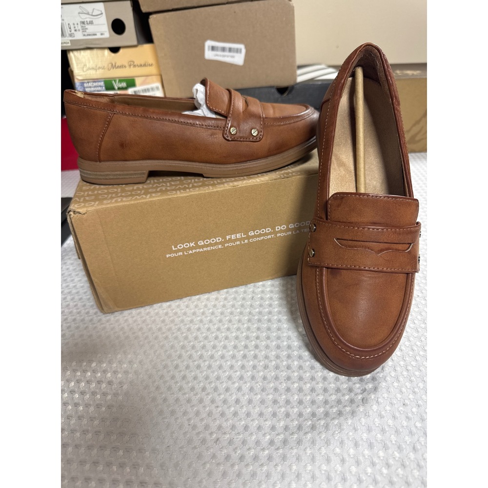 Dr. Scholl's Loafers Women 7W Penny Loafer Brown Studded Casual EUC